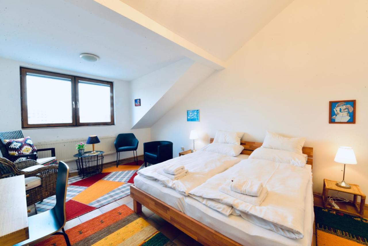 Charming Attic Apartment Near Messe Wien And Center Luaran gambar