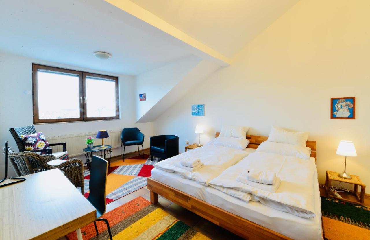 Charming Attic Apartment Near Messe Wien And Center Luaran gambar
