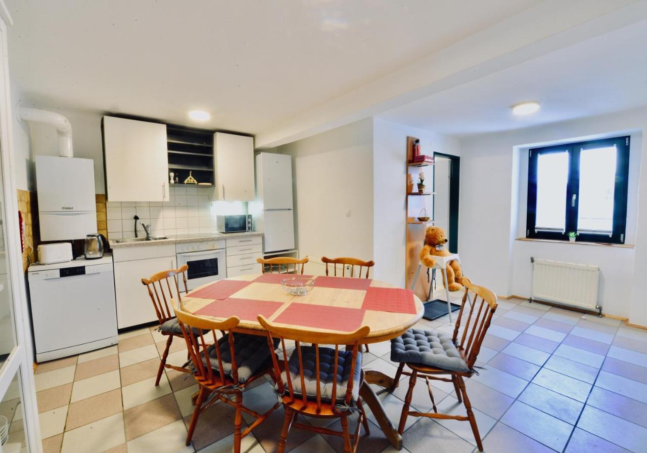 Charming Attic Apartment Near Messe Wien And Center Luaran gambar